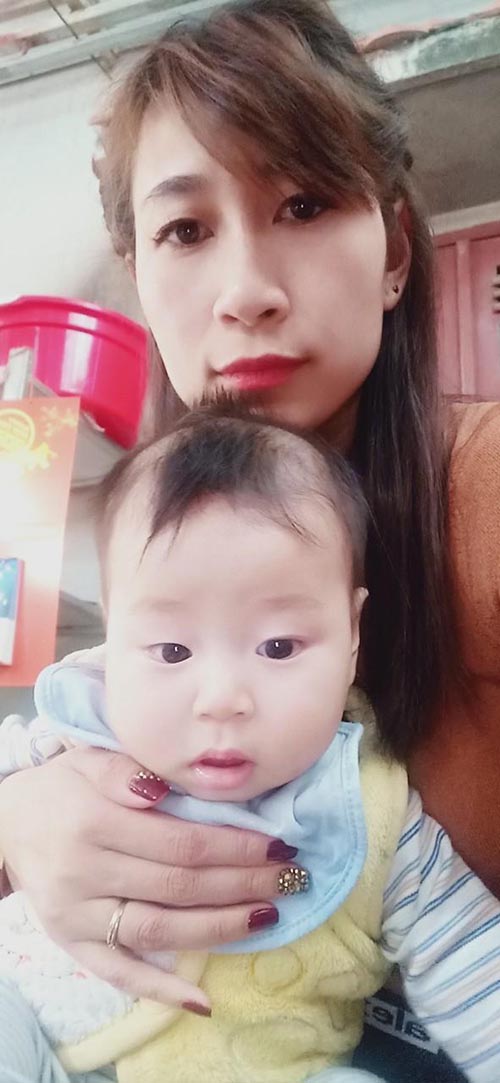 Chị Vân và bé Tuấn Đạt