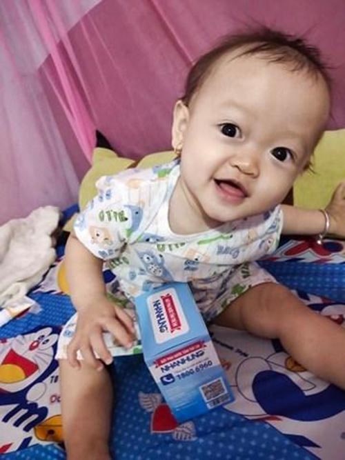 Bột tắm Nhân Hưng là “chân ái” của con đó các cô chú ạ
