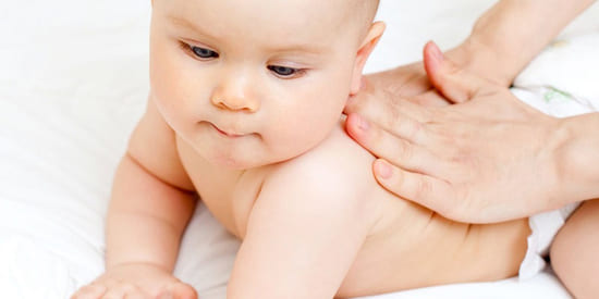 Các sản phẩm trị rôm sảy cho trẻ cần được lựa chọn kỹ lưỡng