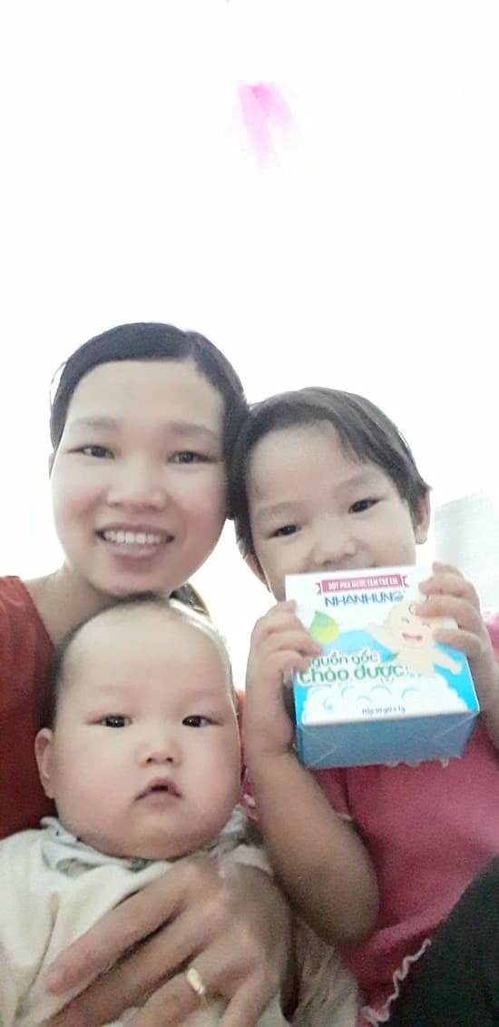 Quỹ chăm sóc da bé Nhân Hưng giúp hàng triệu trẻ em Việt thoát khỏi bệnh ngoài da
