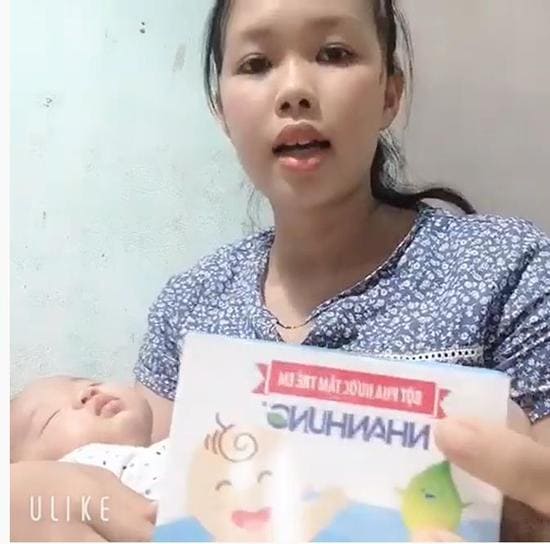 Mẹ Quảng Nam chỉ dùng cách này con hết ngay chàm sữa