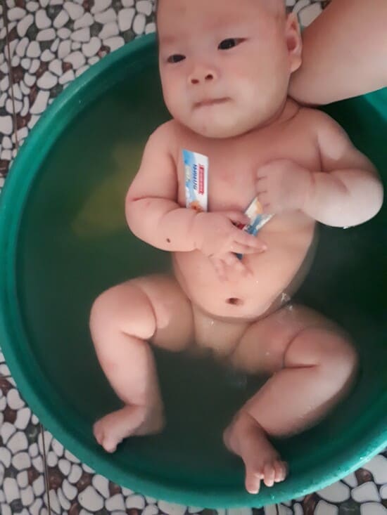 TỔNG KẾT THÁNG 5: 100 HỘP BỘT TẮM NHÂN HƯNG MIỄN PHÍ ĐÃ CÓ CHỦ