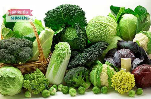 Bổ xung rau xanh, đồ mát cho bé giúp nhuận tràng