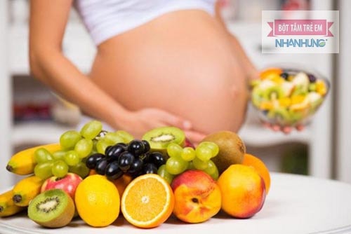 Các loại trái cây, rau xanh tốt cho bà bầu bị rôm sảy