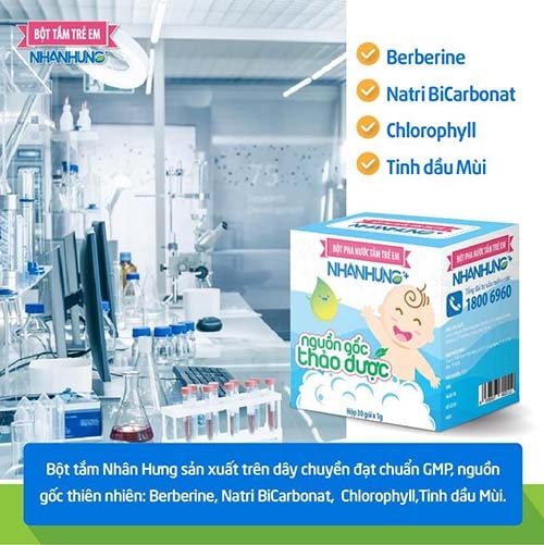 Bột tắm Nhân Hưng sản xuất trên dây chuyền đạt chuẩn GMP, nguồn gốc thiên nhiên.