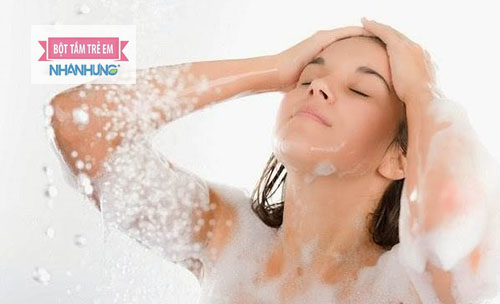 Không nên dùng các loại sữa tắm có chứa hóa chất, xà phòng để vệ sinh vùng da bị zona