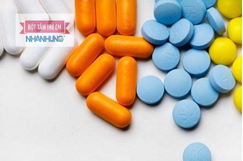 Sử dụng thuốc kháng histamine theo chỉ định của bác sĩ