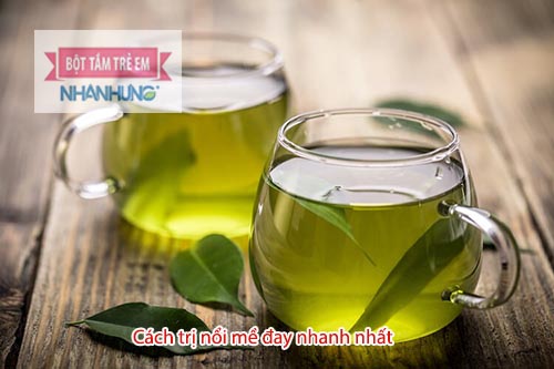 Trà thảo dược cũng giúp điều trị mề đay ở trẻ