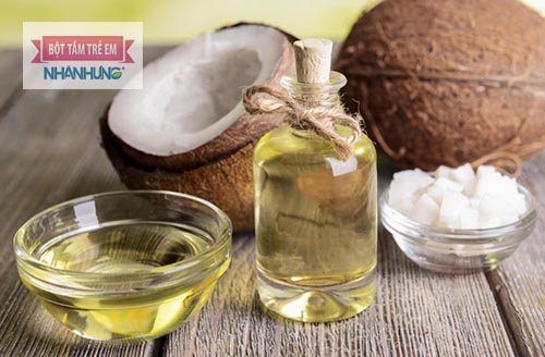 Dầu dừa an toàn và hỗ trợ giảm triệu chứng nhiệt miệng hiệu quả.