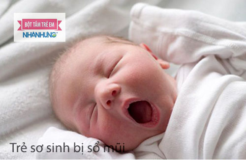 Giữ ấm cho trẻ sơ sinh đề phòng bé bị lạnh dẫn đến sổ mũi