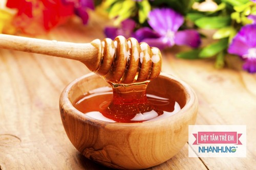 Mật ong có tác dụng kích thích vùng cơ hậu môn.