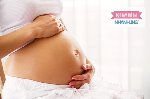 Trẻ rất dễ mắc bệnh do di truyền từ bố mẹ.
