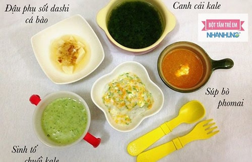 Mẫu số ba: Đậu phụ sốt dashi cá bào, canh cải kale, súp bò phô mai và sinh tố chuối.