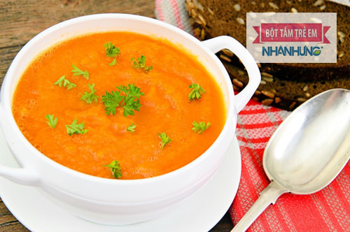 Cháo bí đỏ giúp tiêu đàm, giải độc tốt cho trẻ.