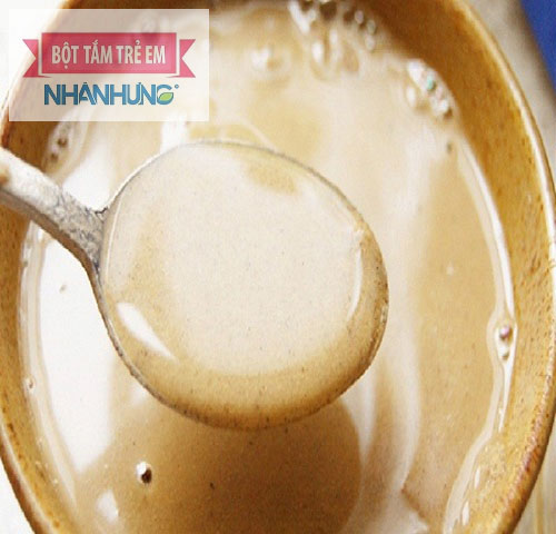Bột ngũ cốc ăn dặm mang lại rất nhiều lợi ích cho sự phát triển của bé