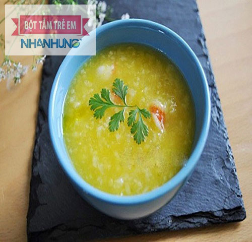 Cháo trứng gà hạt sen cho bé thêm ngon miệng