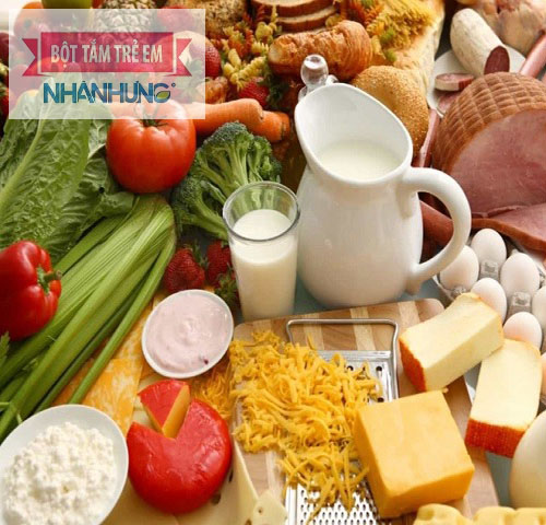 Bổ sung đầy đủ các dưỡng chất sẽ giúp mẹ lấy lại sữa đã mất nhanh chóng