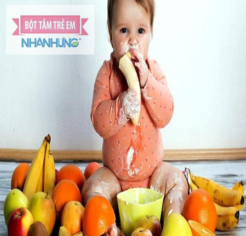 Giai đoạn bắt đầu ăn dặm cho trẻ nên chọn những loại thực phẩm mềm