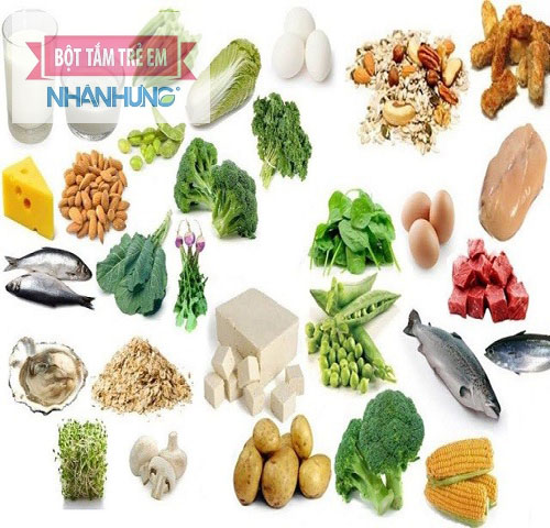 Thực đơn ăn dặm cho bé theo viện dinh dưỡng cần có đầy đủ 4 nhóm dưỡng chất