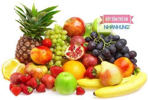 Trẻ bị thủy đậu nên ăn chuối, đào, kiwi…
