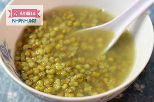 Chè đậu xanh có tác dụng giải nhiệt rất tốt