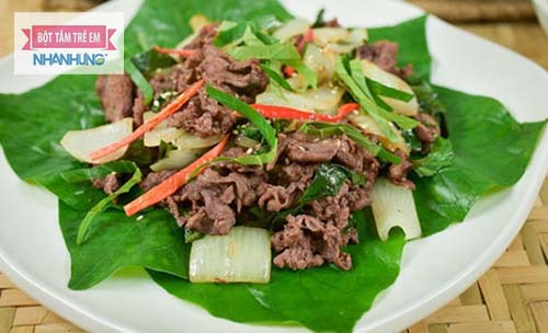 Đừng quên chữa mồ hôi trộm cho trẻ bằng lá lốt