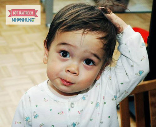 Gãi đầu nhiều dễ làm trầy xước da đầu