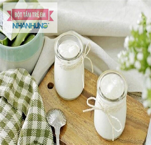 Sữa chua mang lại nhiều lợi ích cho sự phát triển của bé yêu