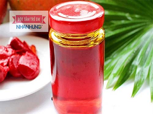 Dầu gấc đạt yêu cầu sẽ có màu đỏ cam và hương vị đặc trưng