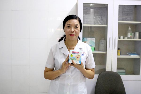 Bột tắm Nhân Hưng “chế ngự” chàm sữa rất hiệu quả