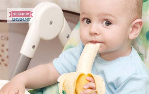 Chuối giúp tăng cường sức đề kháng cho trẻ.