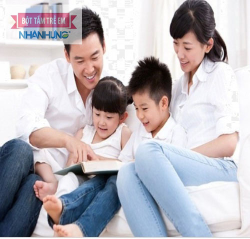 Nụ cười hạnh phúc của con thơ