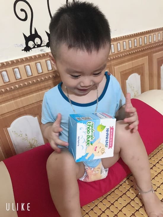 THÁNG 6: 200 HỘP BỘT TẮM NHÂN HƯNG MIỄN PHÍ ĐÃ ĐẾN TAY CÁC BÉ