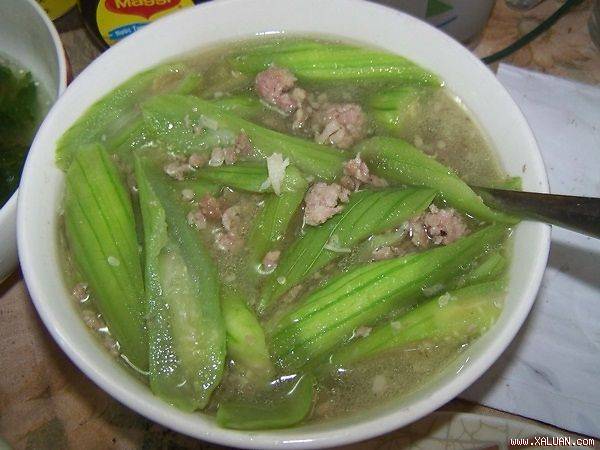 Mướp nấu với thịt lạc rất tốt cho bệnh nổi mề đay