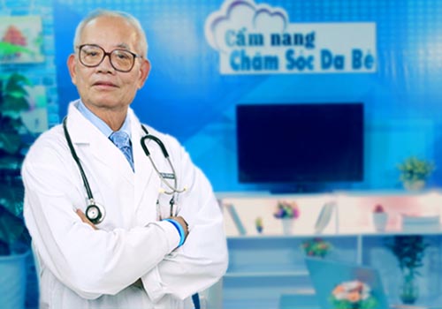 Bác sĩ cao cấp Nguyễn Văn Lộc - Chuyên gia Nhi Trung Ương hướng dẫn cách trị hăm tã, mụn nhọt cho bé