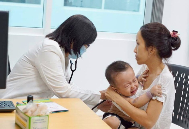 99% trẻ đều sợ bác sĩ