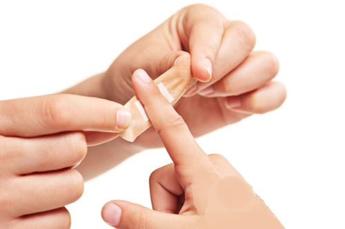 Miếng dán urgo đôi khi rất cần thiết