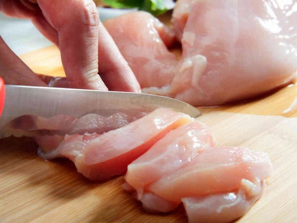 Mẹ ăn nhiều mỡ động vật khiến con bị dị ứng cao hơn