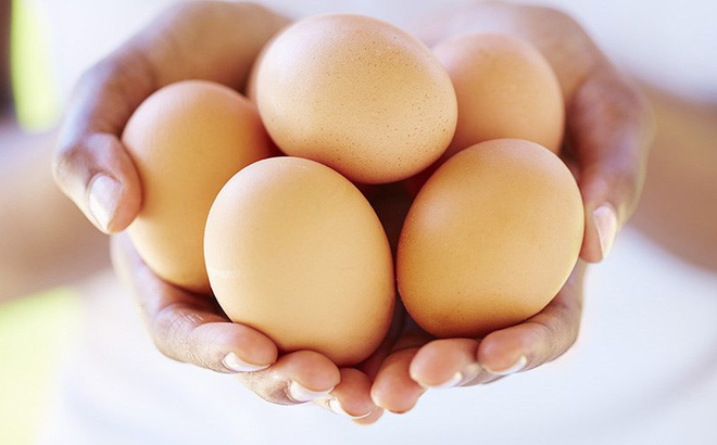 Trứng có chứa các protein có thể gây dị ứng và khiến tình trạng chàm sữa ở bé nặng hơn
