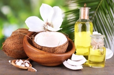 Dầu dừa rất hữu ích cho cuộc sống đặc biệt giữ ẩm cho da và trị chàm sữa