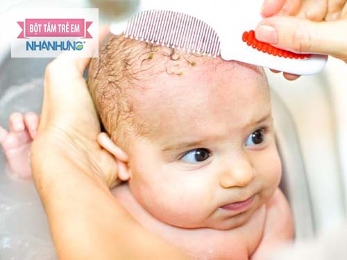 Dầu dừa có tác dụng dưỡng ẩm và kháng khuẩn mạnh