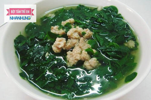Canh rau ngót thịt nạc dễ ăn - Chữa mồ hôi trộm cho bé