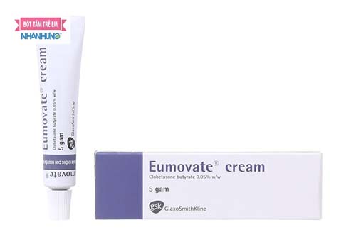 Thuốc eumovate cream 5g được bày bán nhiều tại các nhà thuốc